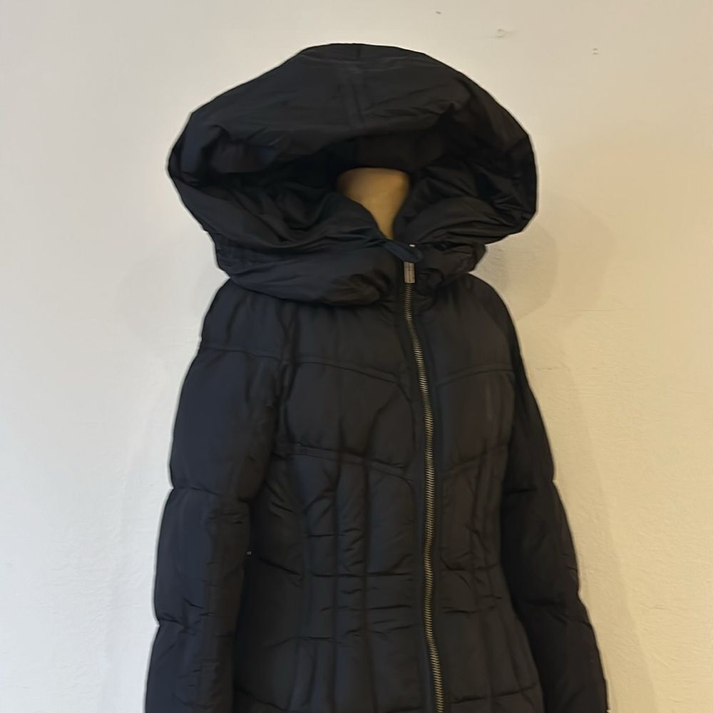 Add Down sz 6 long black Icon 10 hooded zip front coat great preowned condition